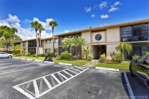 819 NE 199th St, Miami, FL 33179, Sold 01/24/19