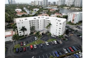 3181 S Ocean Dr, Hallandale Beach, FL 33009, Sold 02/08/19