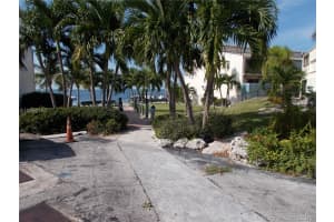 87200 Overseas Hwy b8, Islamorada, FL 33036, Sold 07/31/19