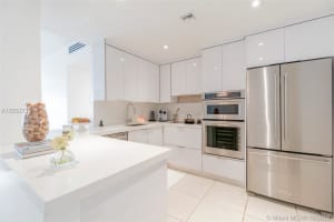 5601 Collins Ave, Miami Beach, FL 33140, Sold 12/21/18