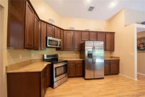 9821 N Abiaca Cir, Davie, FL 33328, Sold 12/05/18