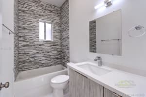 1940 SE 21st Ct, Homestead, FL 33035, Sold 03/05/19