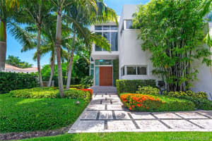 120 N Hibiscus Dr, Miami Beach, FL 33139, Sold 03/22/21