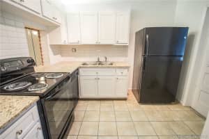 2300 Park Ln, Hollywood, FL 33021, Sold 03/22/19