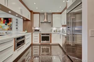 21145 Helmsman Dr APT N11, Aventura, FL 33180, Sold 04/16/19