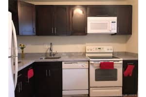 5530 N Lakewood Cir, Margate, FL 33063, Sold 08/23/19