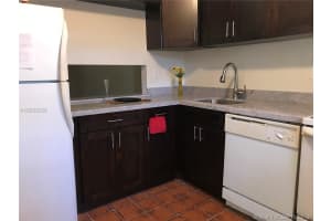 5530 N Lakewood Cir, Margate, FL 33063, Sold 08/23/19