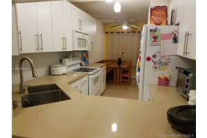 625 NW 210th St, Miami, FL 33169, Sold 04/03/19