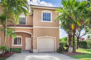 14892 SW 9th Ln, Miami, FL 33194, Sold 11/29/18