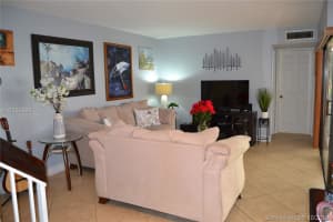 545 NW 100th Ct, Miami, FL 33172, Sold 01/14/19