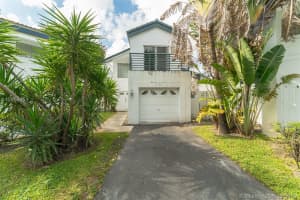 213 NE 212th Terrace, Miami, FL 33179, Sold 04/12/19