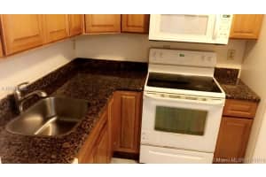 902 NE 209th St, Miami, FL 33179, Sold 12/07/18