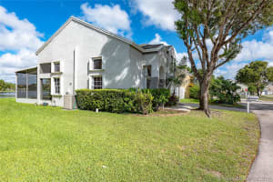 1131 Scarborough Dr, Davie, FL 33324, Sold 11/26/18