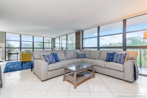 200 Leslie Dr, Hallandale Beach, FL 33009, Sold 08/29/19