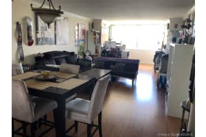 5005 Collins Ave # C5, Miami, FL 33140, Sold 06/20/19