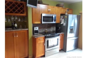 7100 NW 173rd Dr, Hialeah, FL 33015, Sold 12/14/18