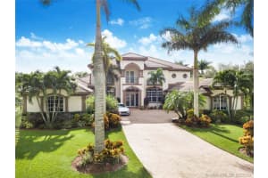 12992 Grand Oaks Dr, Davie, FL 33330, Sold 04/26/19