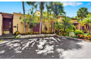 16009 Kingsmoor Way, Miami Lakes, FL 33014, Sold 12/18/18