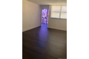 9420 W Flagler St, Miami, FL 33174, Sold 03/25/19