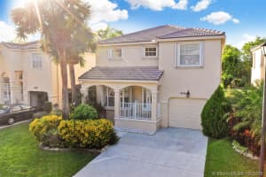 456 NW 87th Ln, Coral Springs, FL 33071, Sold 12/21/18