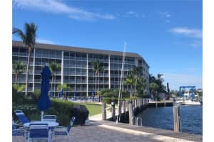 390 N Federal Hwy, Deerfield Beach, FL 33441, Sold 12/28/18