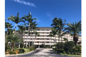 390 N Federal Hwy, Deerfield Beach, FL 33441, Sold 12/28/18