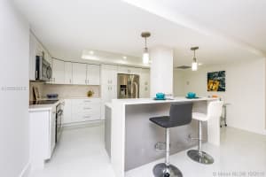 170 Ocean Ln Dr, Key Biscayne, FL 33149, Sold 12/04/18