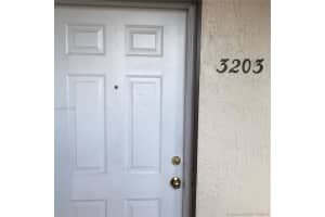 8851 NW 119th St, Hialeah, FL 33018, Sold 12/14/18