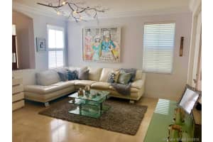 10444 NW 70th Ln, Doral, FL 33178, Sold 05/24/19