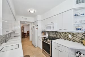 16445 Collins Ave, Sunny Isles Beach, FL 33160, Sold 10/11/19