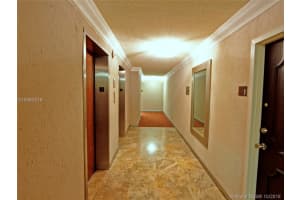 16558 NE 26th Ave #3i, North Miami Beach, FL 33160, Sold 09/30/19