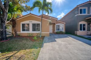 16536 SW 97th St, Miami, FL 33196, Sold 03/11/19