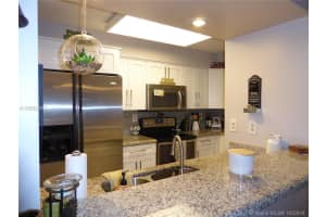 8062 NW 15th Manor, Plantation, FL 33322, Sold 01/22/19