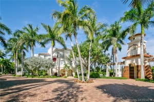 6018 Paradise Point Dr, Palmetto Bay, FL 33157, Sold 06/14/19