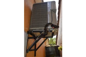 2775 W 54th St, Hialeah, FL 33016, Sold 12/13/18