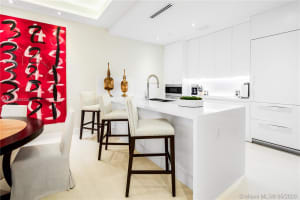 801 South Pointe Dr, Miami Beach, FL 33139, Sold 01/08/21