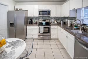 16328 SW 75th St, Miami, FL 33193, Sold 12/11/18
