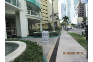 218 SE 14th St, Miami, FL 33131, Sold 02/15/19