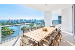 1180 N Federal Hwy, Fort Lauderdale, FL 33304, Sold 07/30/19