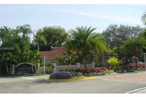 10033 NW 4th St, Plantation, FL 33324, Sold 12/05/18