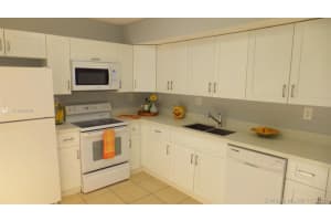 7635 NW 38th Ct, Sunrise, FL 33351, Sold 12/07/18