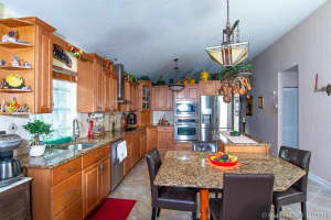 20308 SW 5th St, Pembroke Pines, FL 33029, Sold 01/23/19