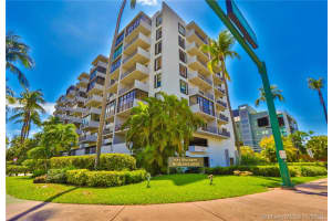 575 Crandon Blvd, Key Biscayne, FL 33149, Sold 01/10/19