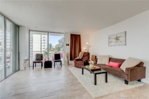 7800 Carlyle Ave #4f, Miami Beach, FL 33141, Sold 01/09/19