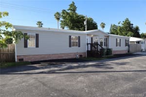 220 NE 12th Ave, Homestead, FL 33030, Sold 12/14/18