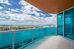 300 South Pointe Dr, Miami Beach, FL 33139, Sold 02/27/19