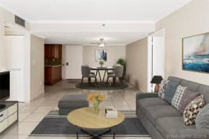 1621 Collins Ave, Miami Beach, FL 33139, Sold 06/13/19