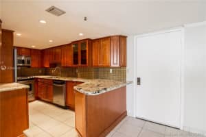 1621 Collins Ave, Miami Beach, FL 33139, Sold 06/13/19