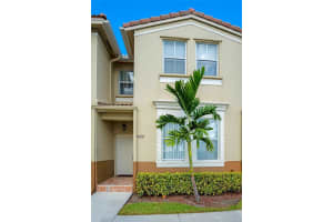 15541 SW 40th St, Miramar, FL 33027, Sold 03/28/19