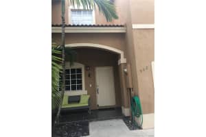 902 SW 148th Pl, Miami, FL 33194, Sold 03/18/19